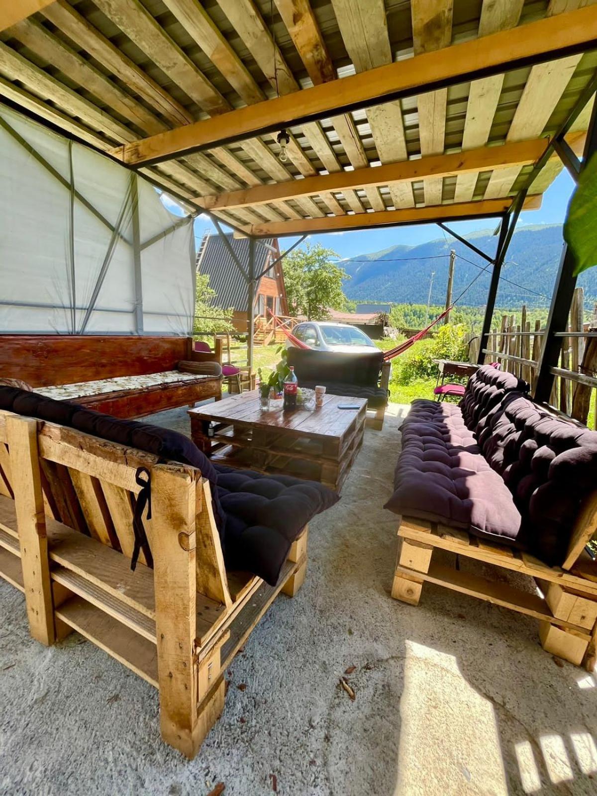 Lela Guest House Mestia Luaran gambar